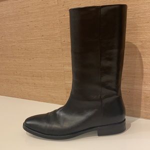 Saint Laurent black leather flat boots size 38